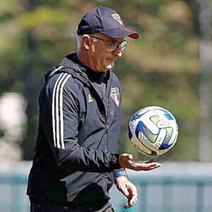 Dorival 230720