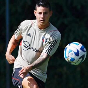 James Rodriguez 230801c