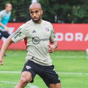 Lucas Moura 230906