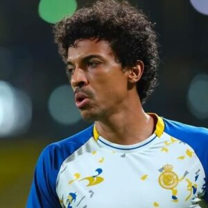 Luiz Gustavo 231101