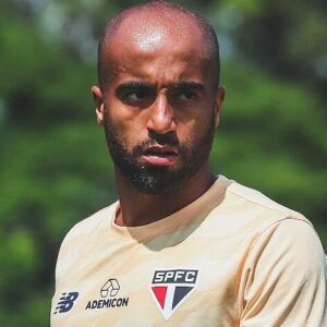 Lucas Moura 240118