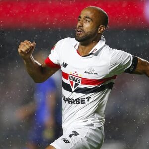 Lucas Moura 240121b