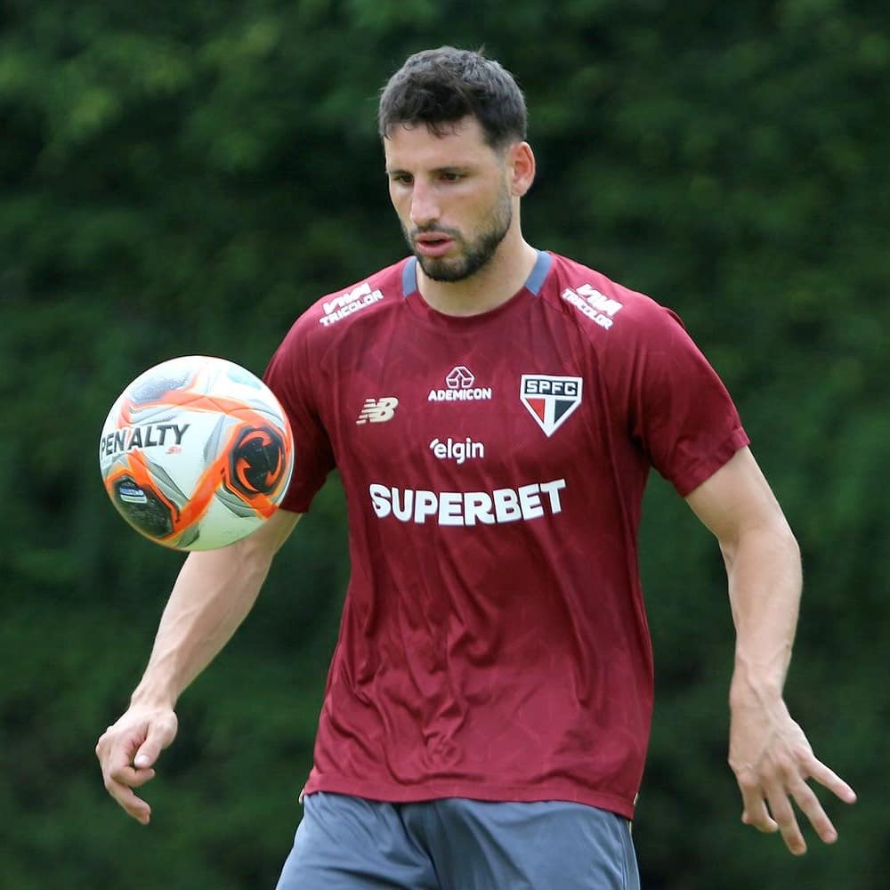 Calleri 250222 Calleri 250222