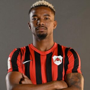 Thiago Mendes 250302