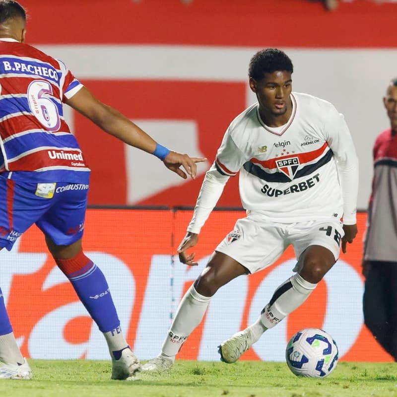 Lucas Ferreira 250502 Lucas Ferreira 250502