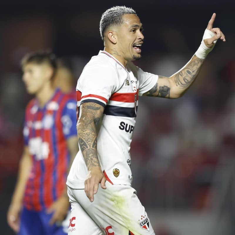 Luciano 251025 Luciano 251025