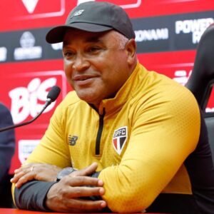 Roger Machado 260311c